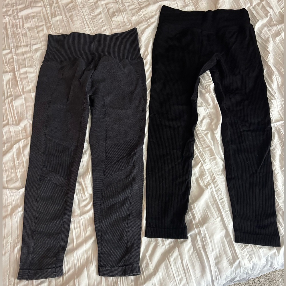 Halara Set of 2 Slim Fit High Waisted Ribbed Leggings in Gray & Black Size L
